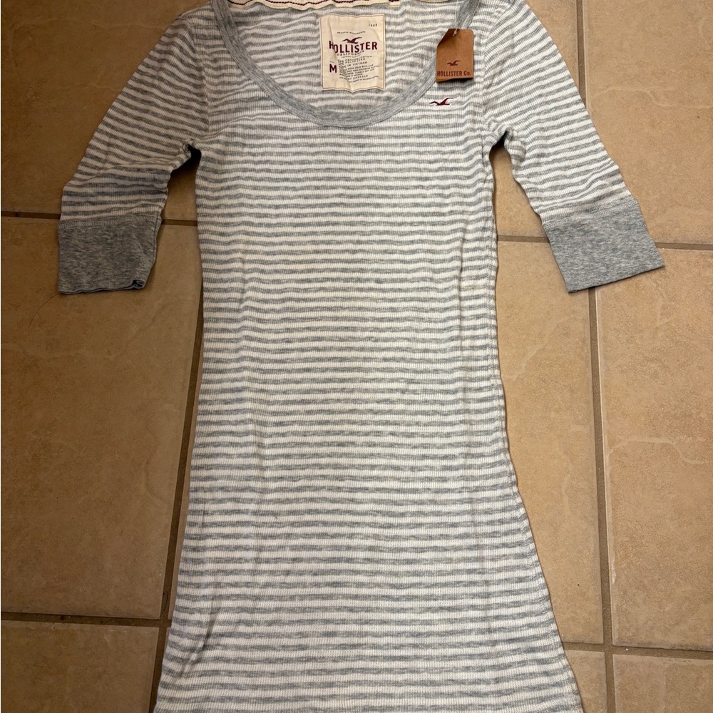 Vintage NWT Hollister Gray Striped Quarter Sleeve Top
